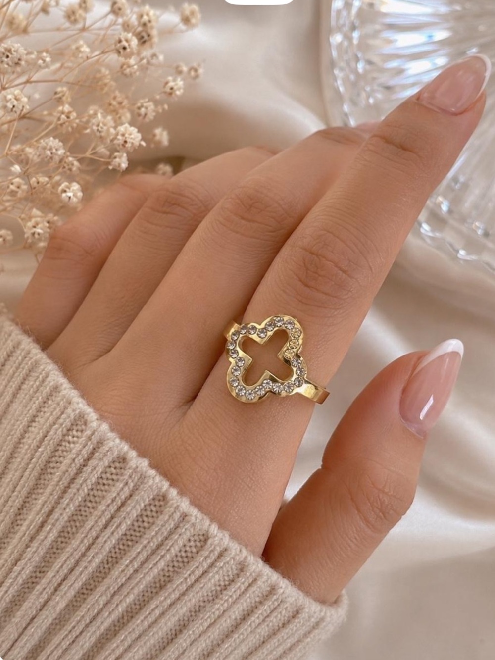 Gold Clover 🍀 Crystal Openwork Ring - Women Jewelry